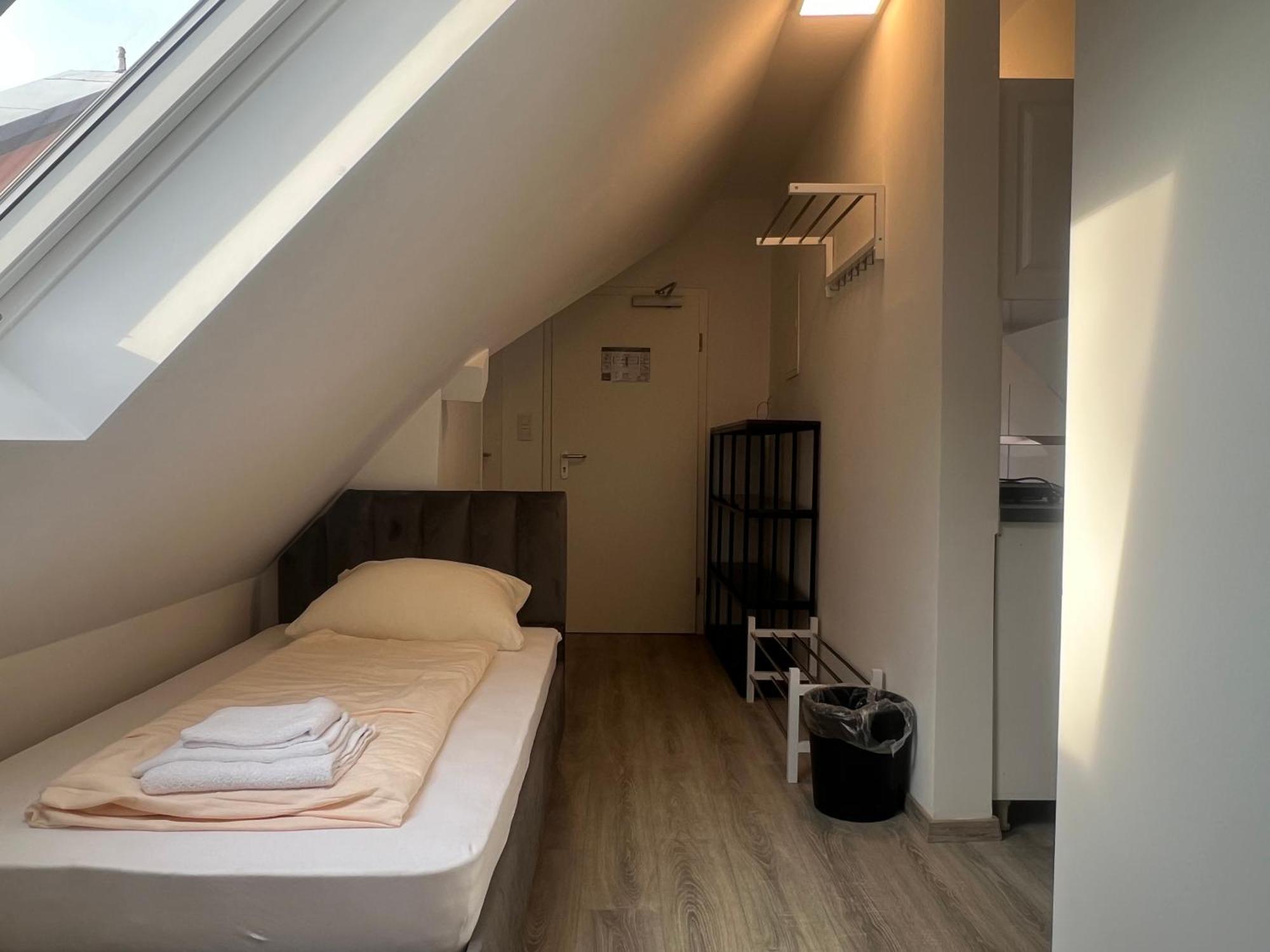 Durmaz Hotel Ганновер Экстерьер фото