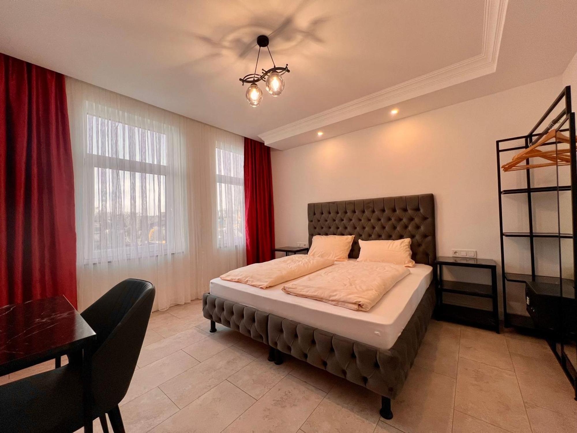 Durmaz Hotel Ганновер Экстерьер фото